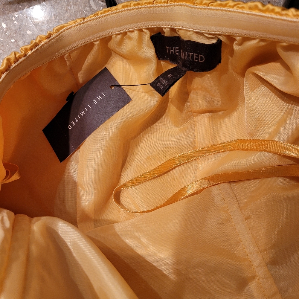 Yellow strapless top - Picture 4 of 4